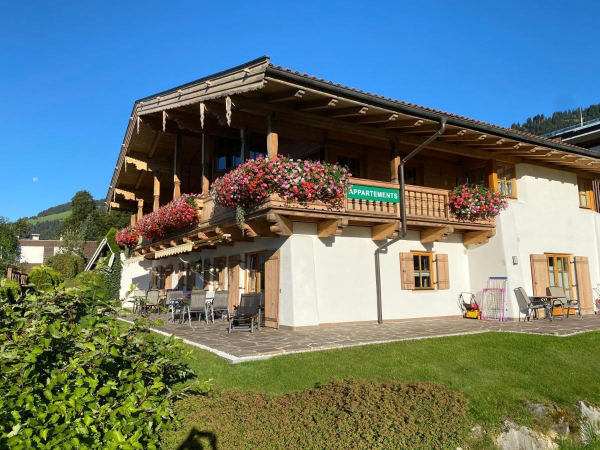 Landhaus Krall Бриксен-им-Тале Екстериор снимка